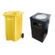Пластиковые контейнеры и урны для мусора